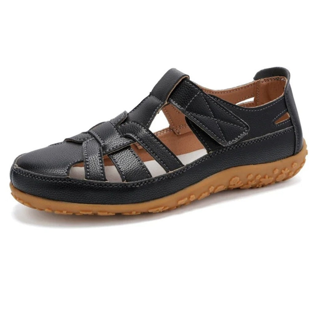 Closed Toe Flat Strap Sandals