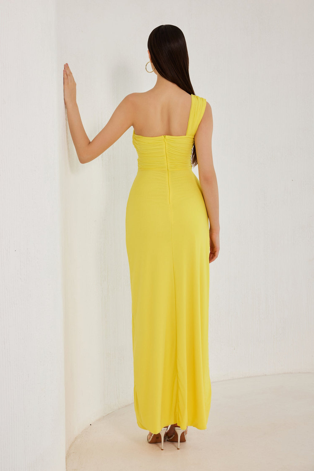 Flowy Midi Dress with Soft Silhouette and Front Slit