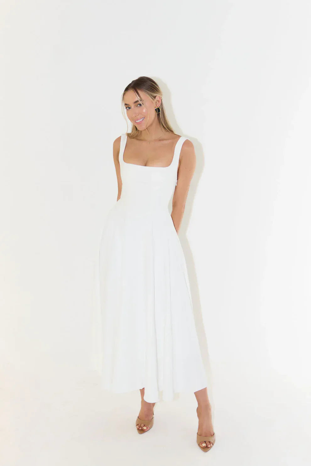 Lightweight Elegant Flare Midi Dress